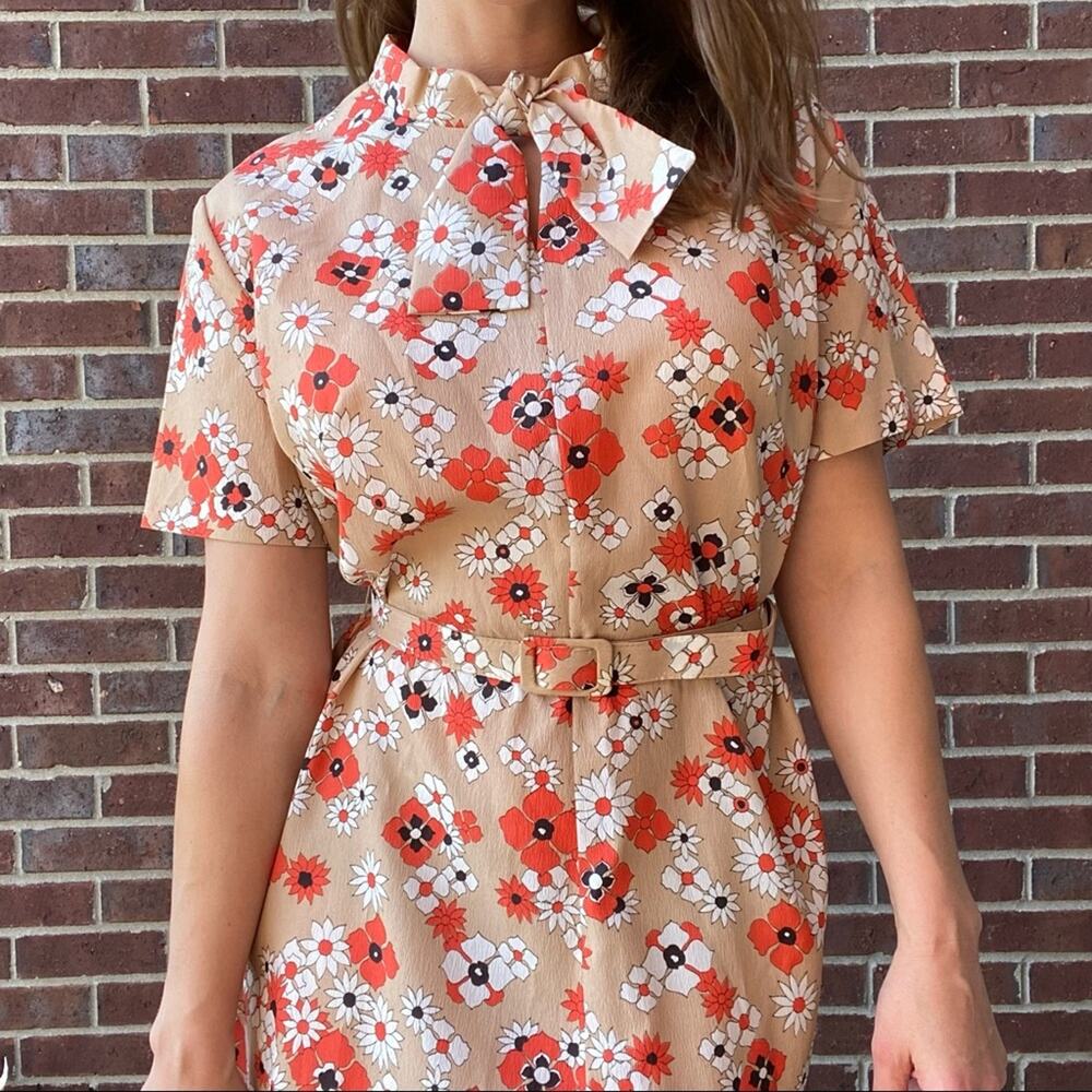 Vintage retro 60s/70s belted floral tie neck fit flare dress small medium - Picture 7 of 9
